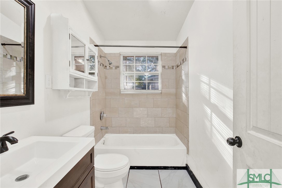 313 Willow Road