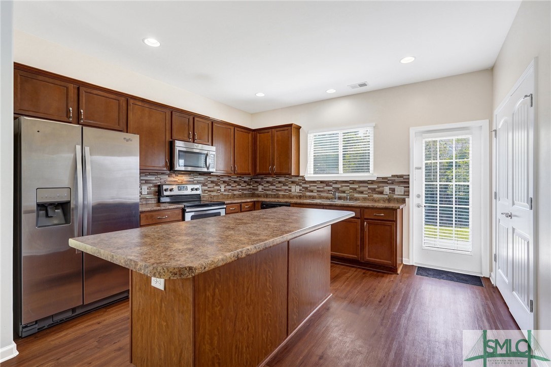 175 Calm Oaks Circle