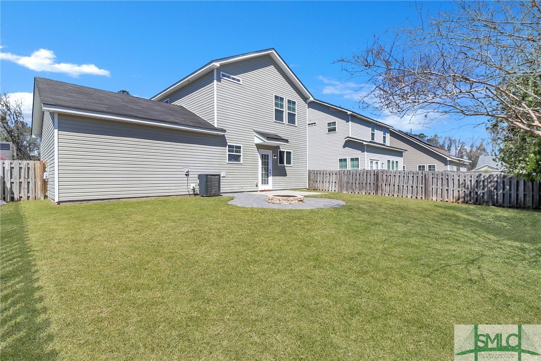 175 Calm Oaks Circle