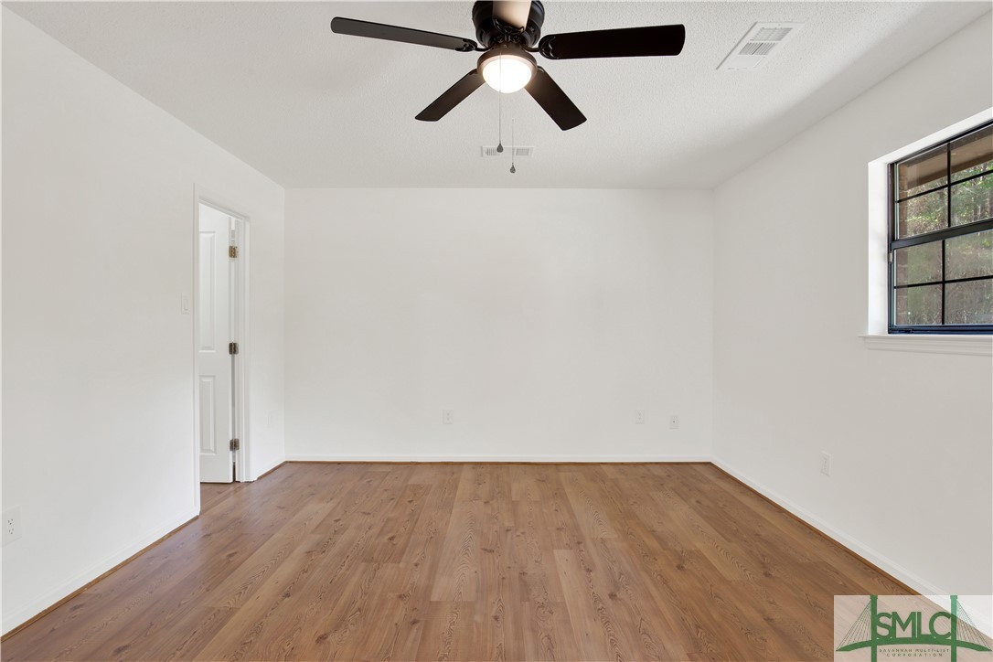 2463 Old Louisville Road