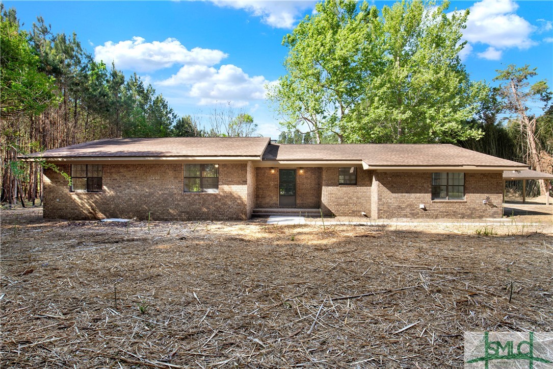 2463 Old Louisville Road