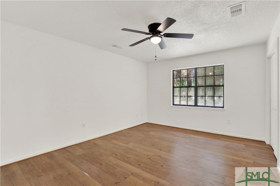 2463 Old Louisville Road