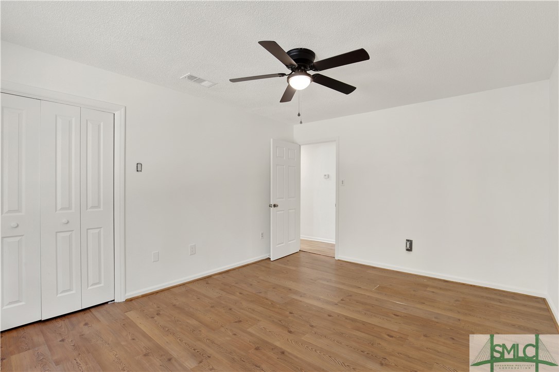 2463 Old Louisville Road