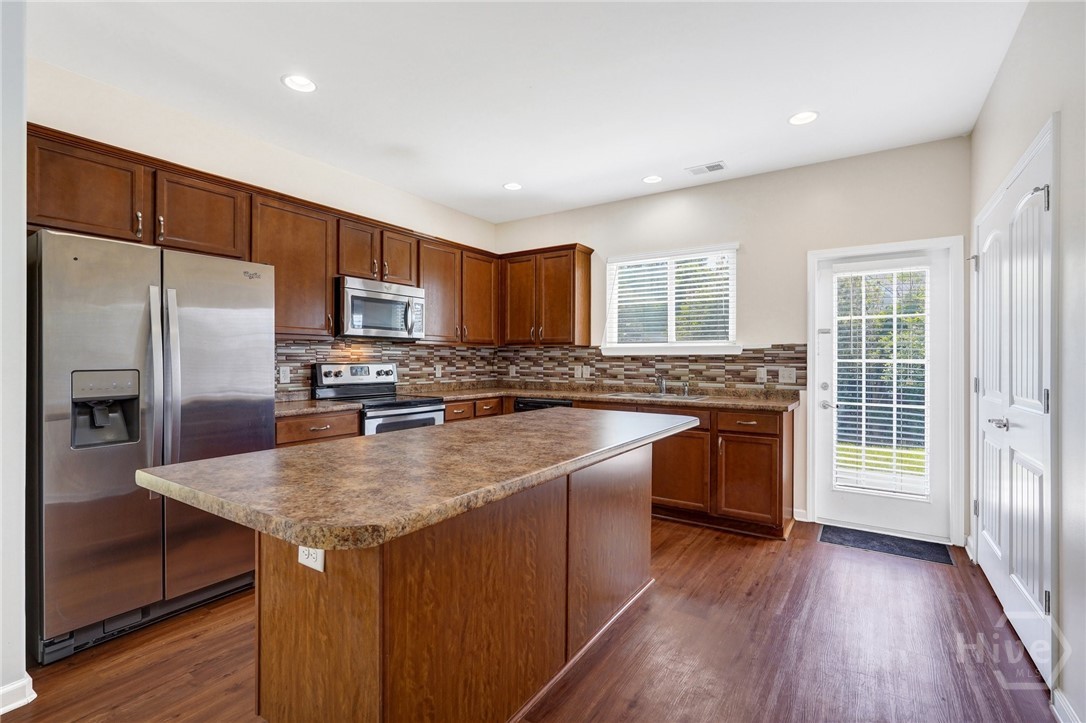 175 Calm Oak Circle