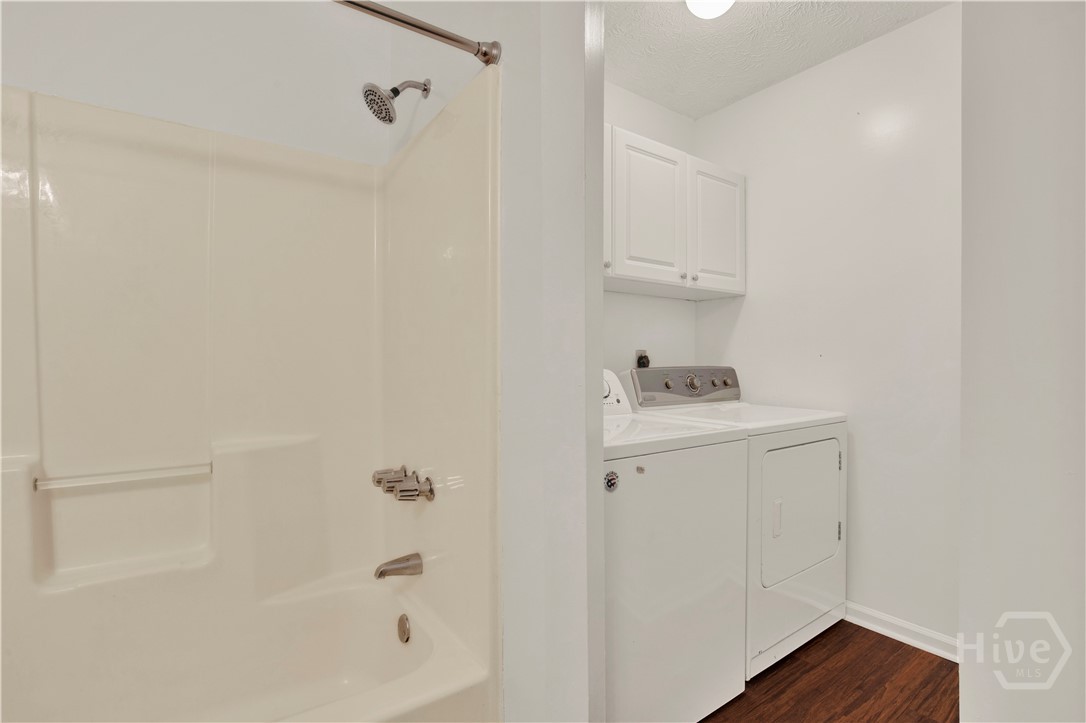 106 Dry Dock Court