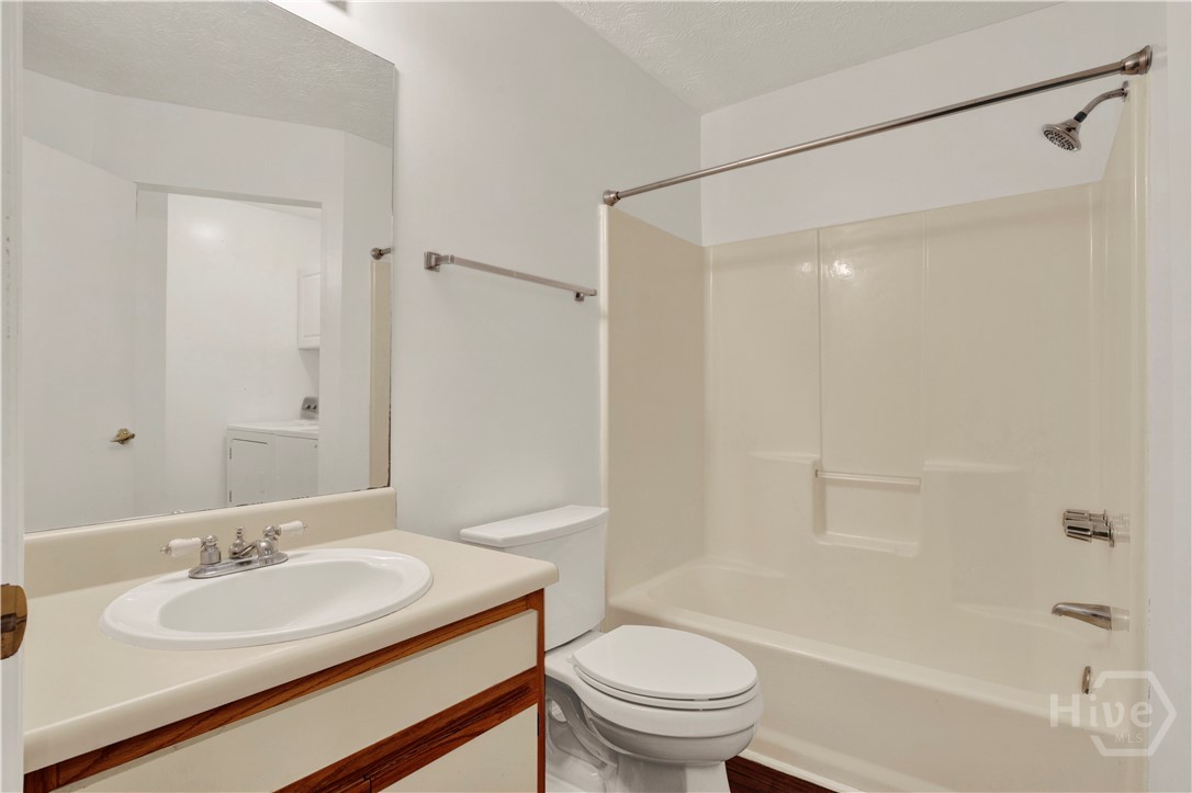 106 Dry Dock Court
