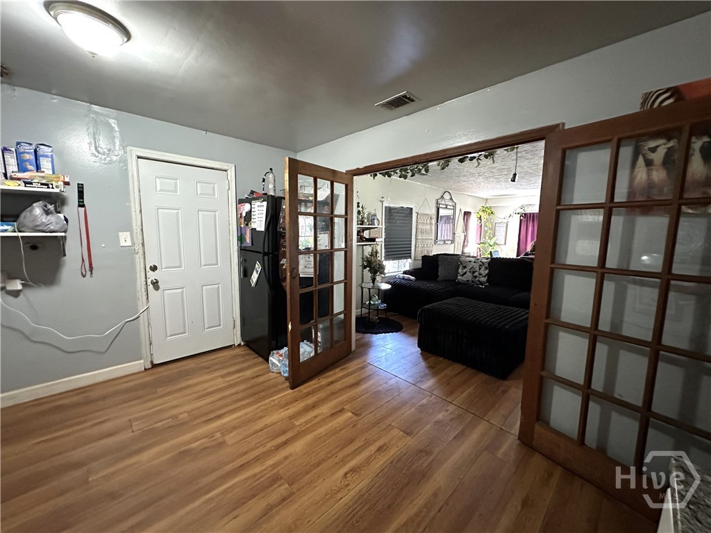 406 McKenzie Place