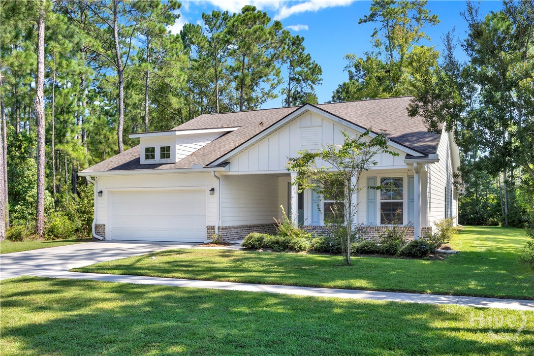 186 Lafayette Drive