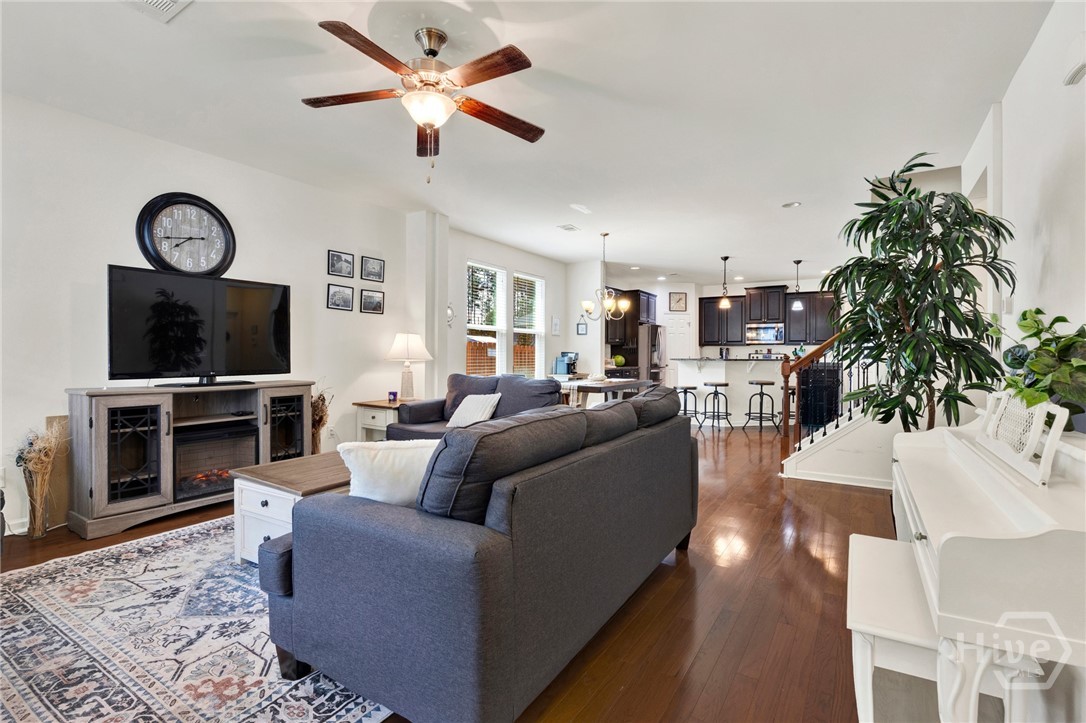 379 Southwilde Way