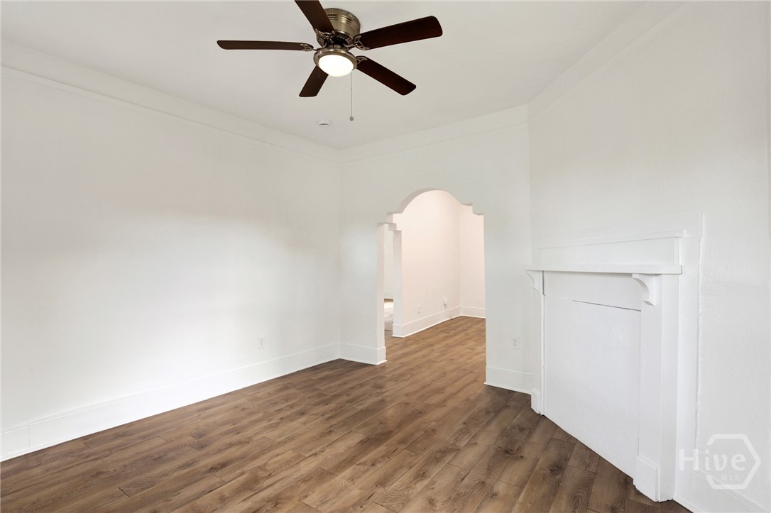705 E 32nd