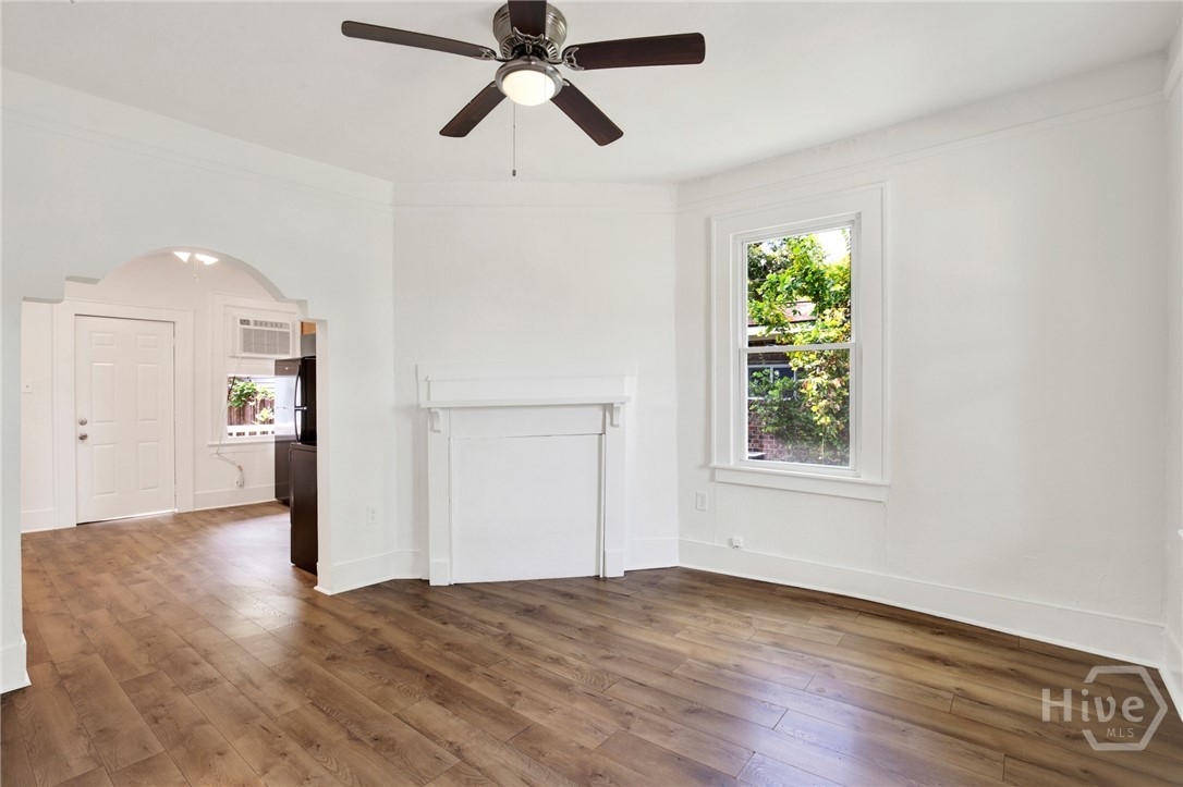 705 E 32nd