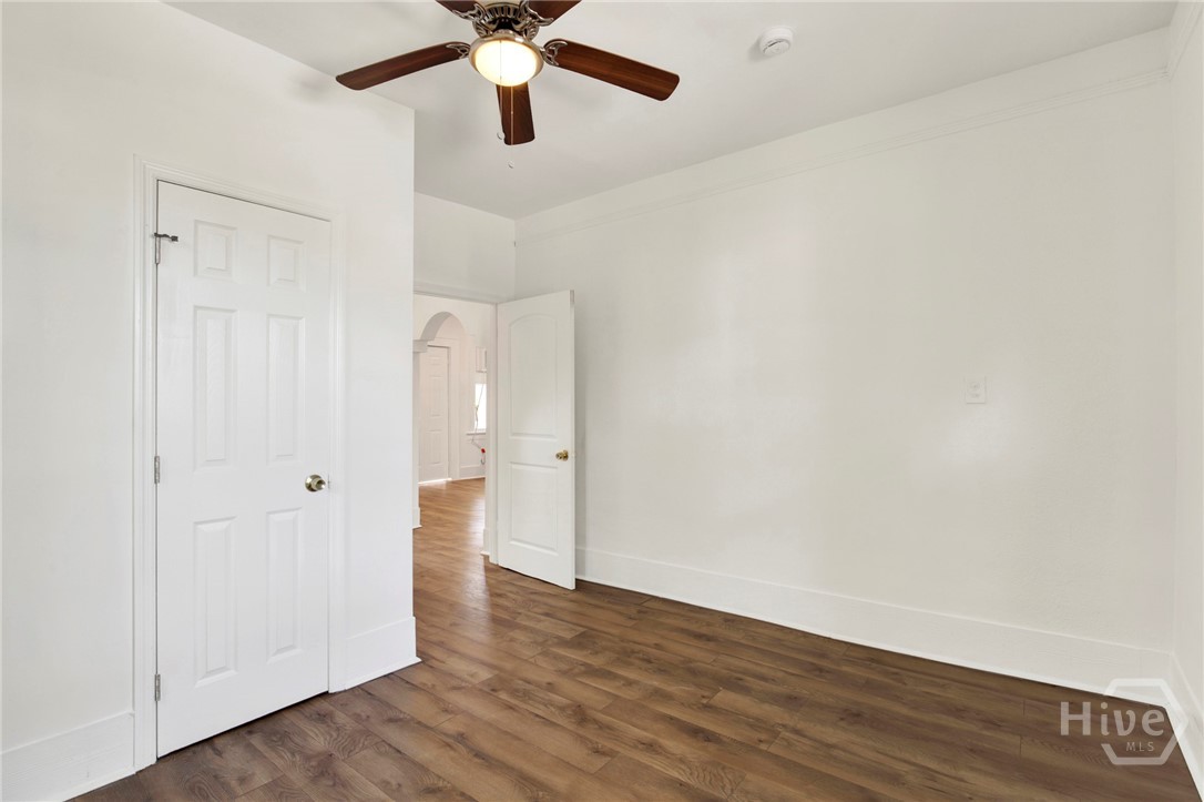 705 E 32nd