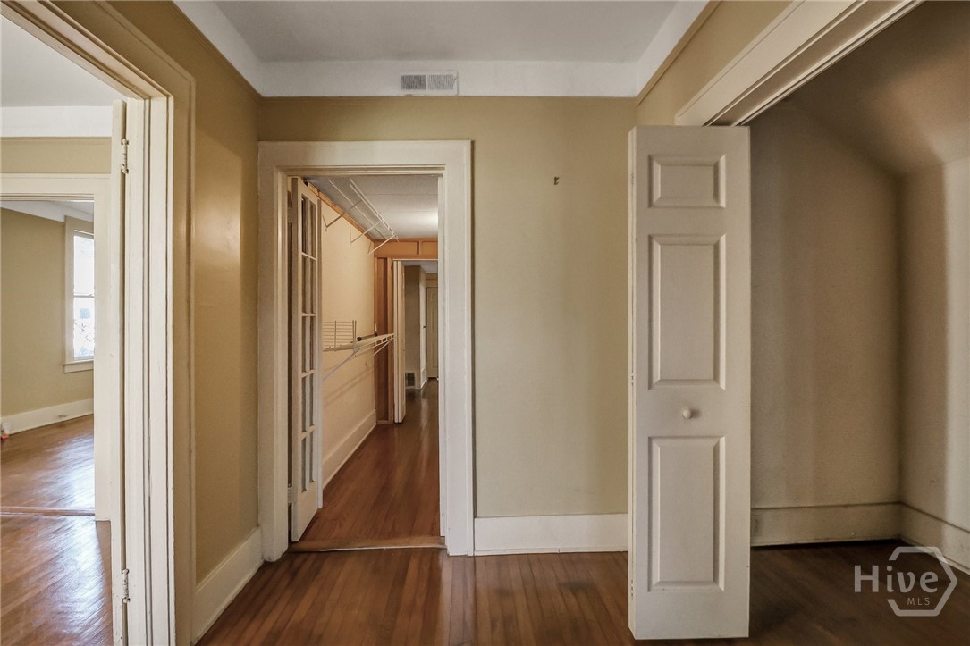 210 E 48th Street