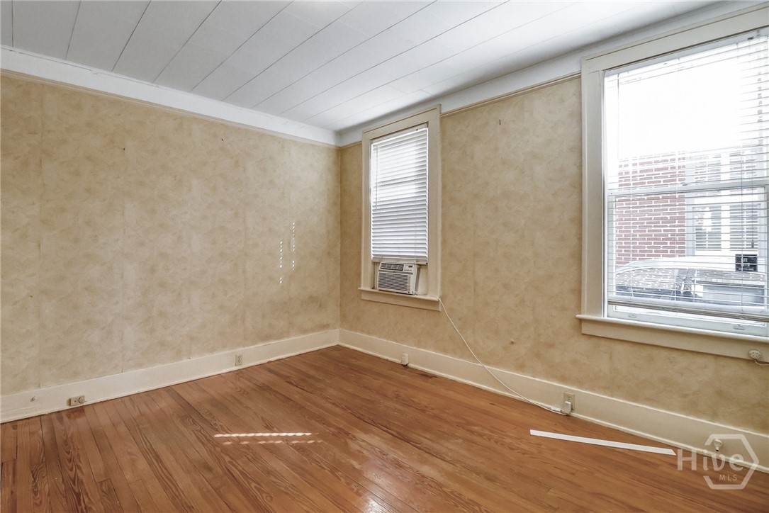 210 E 48th Street