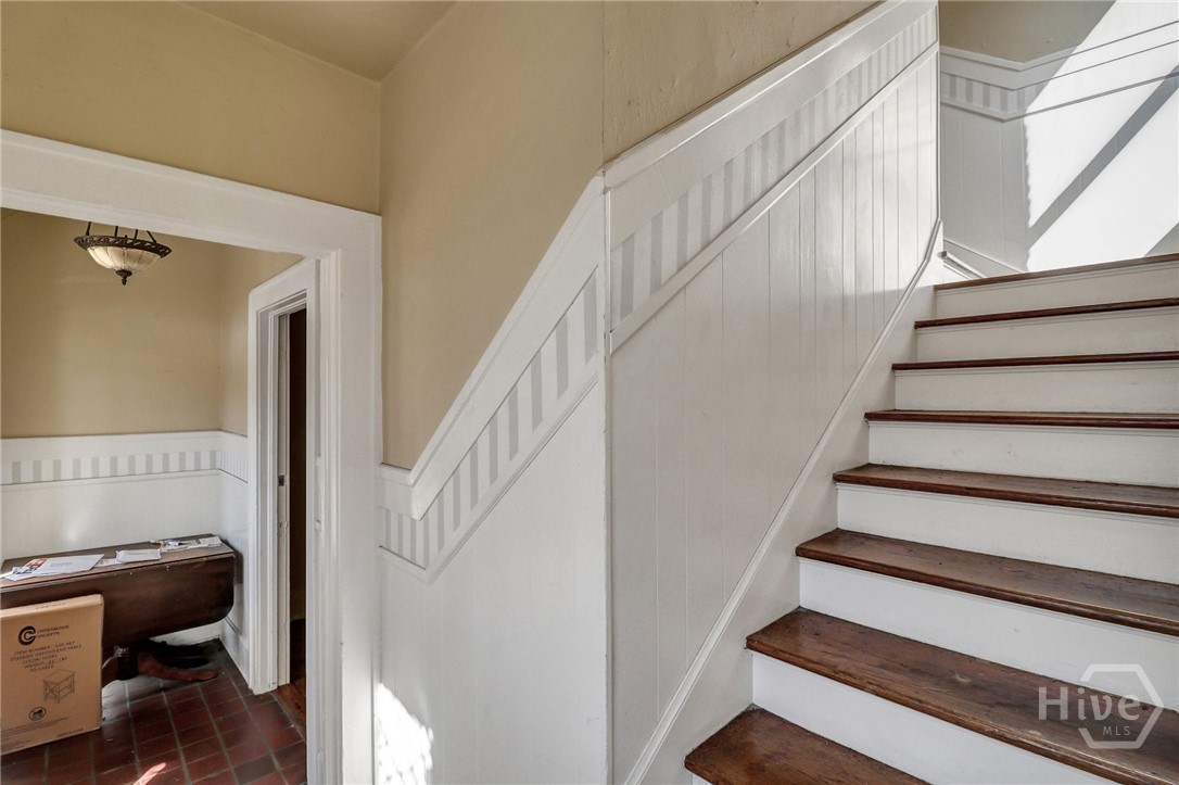 210 E 48th Street