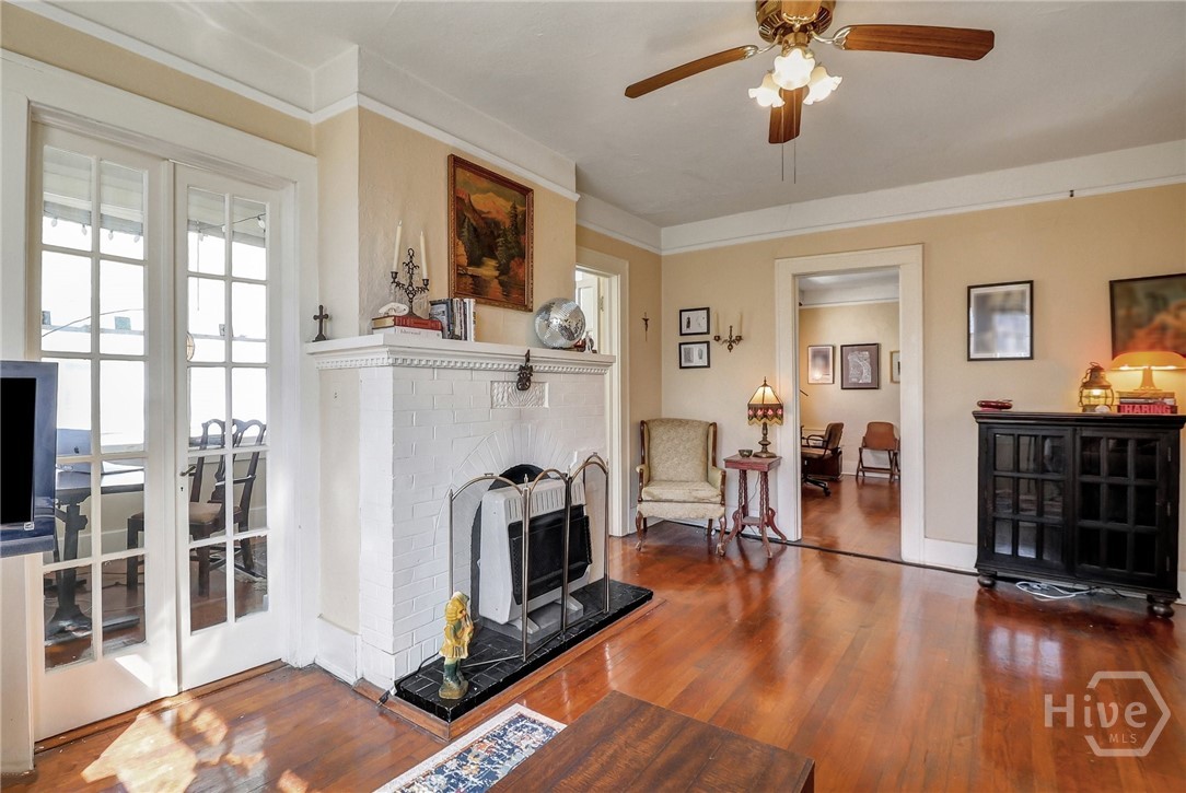 210 E 48th Street