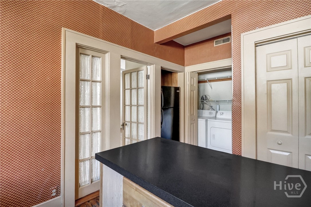 210 E 48th Street