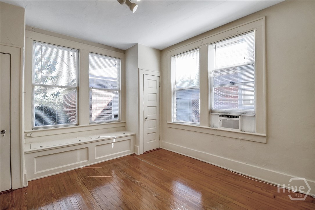 210 E 48th Street