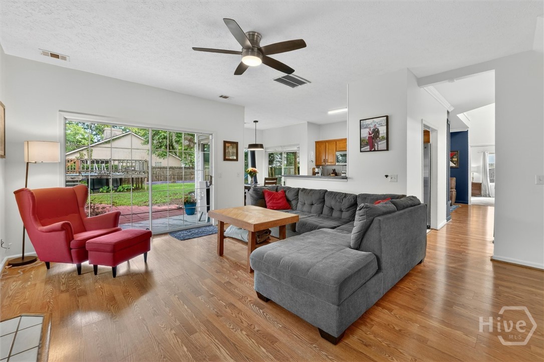 18 Angel Oaks Drive