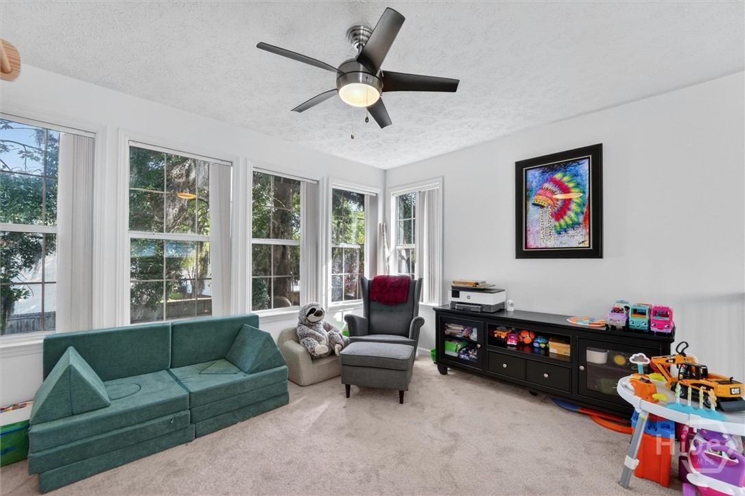 18 Angel Oaks Drive