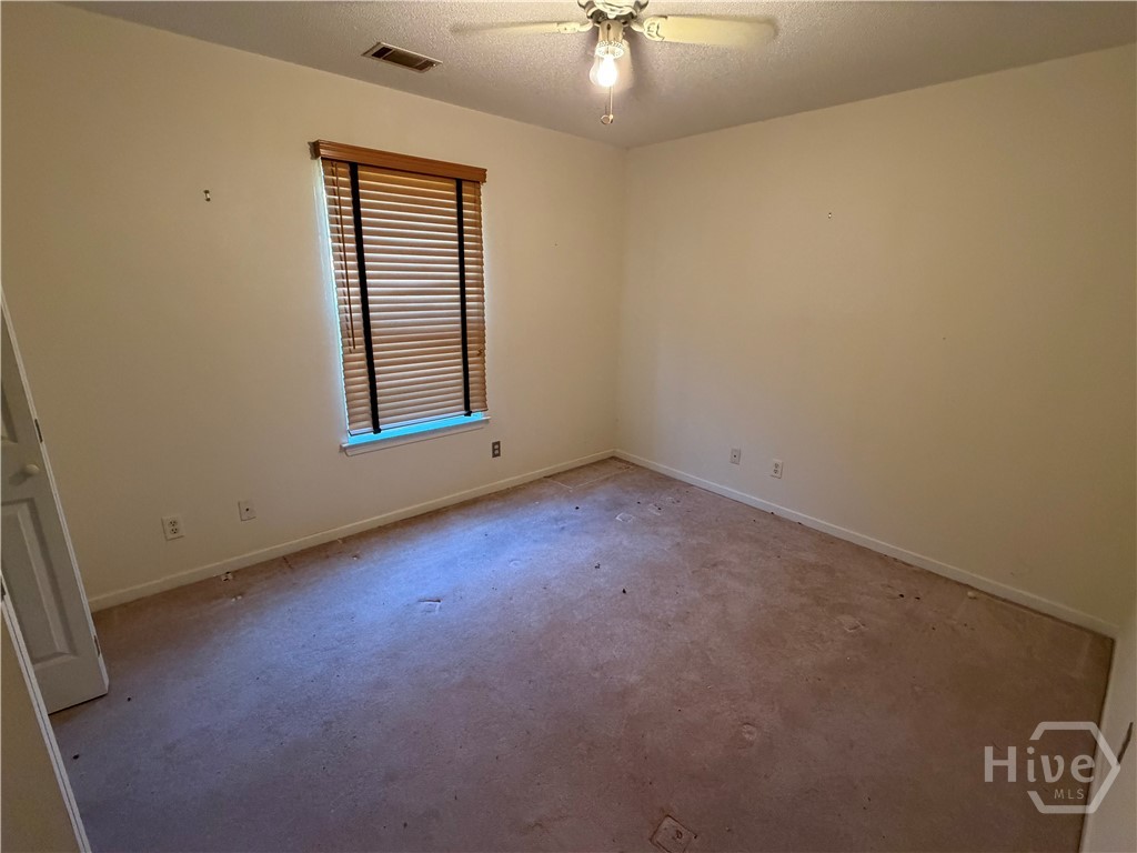 126 Rose Dhu Way