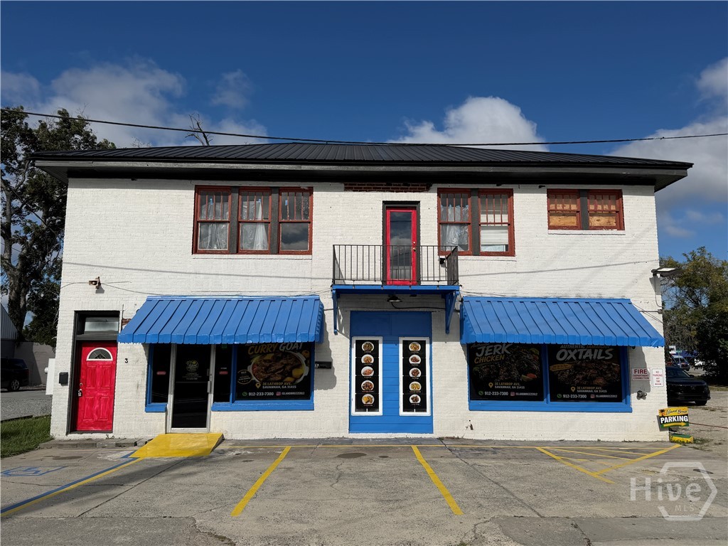 3 E Lathrop Avenue