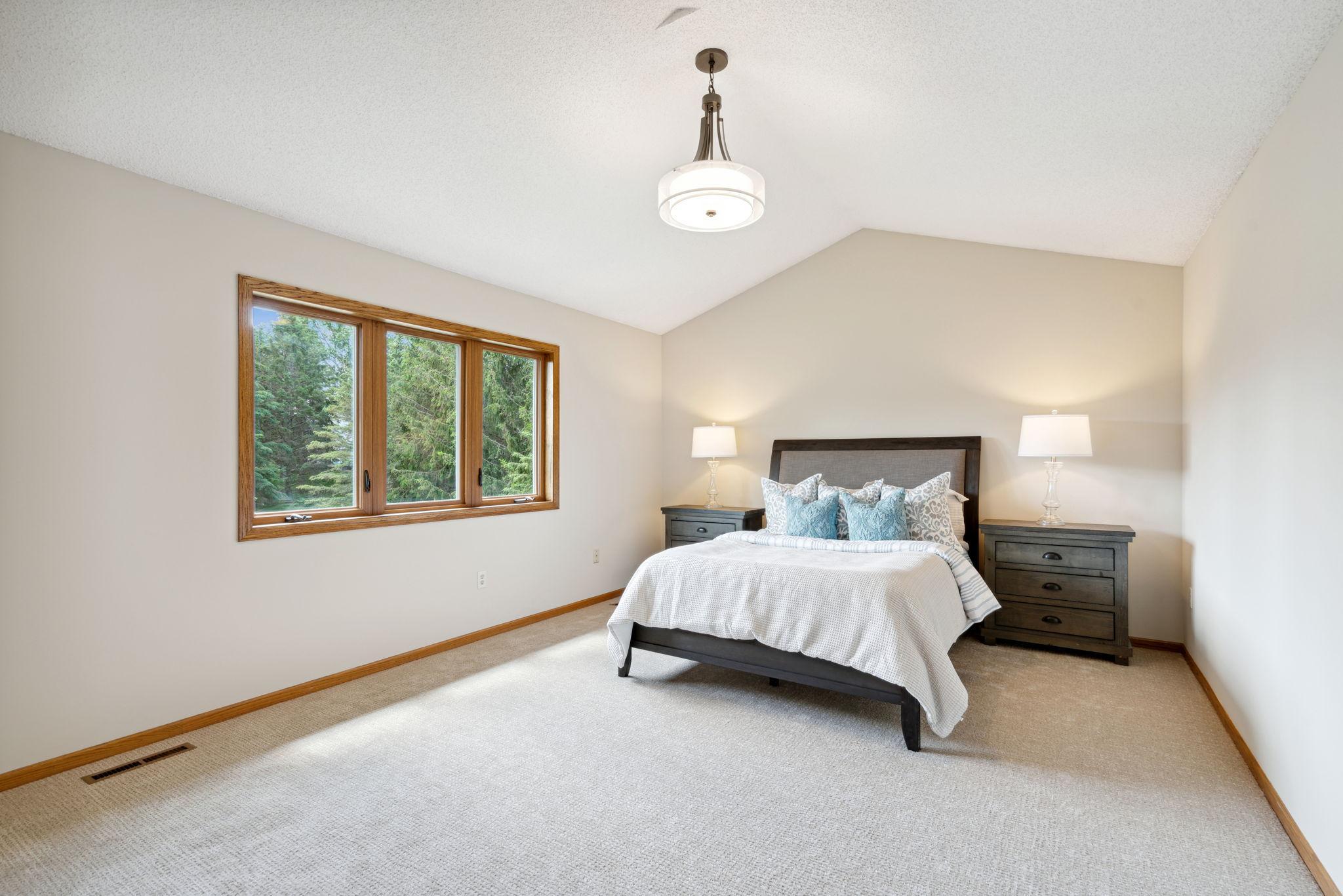 1443 Fallbrook Lane