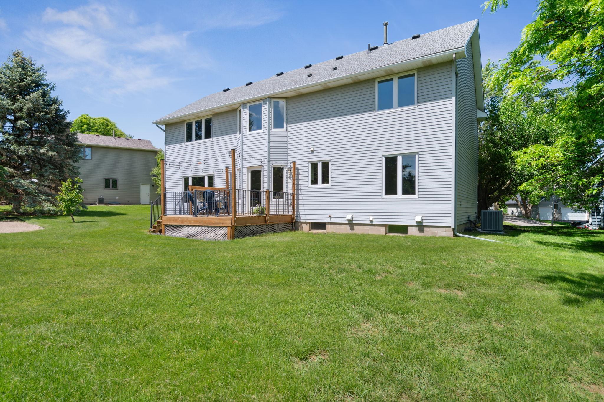 1443 Fallbrook Lane