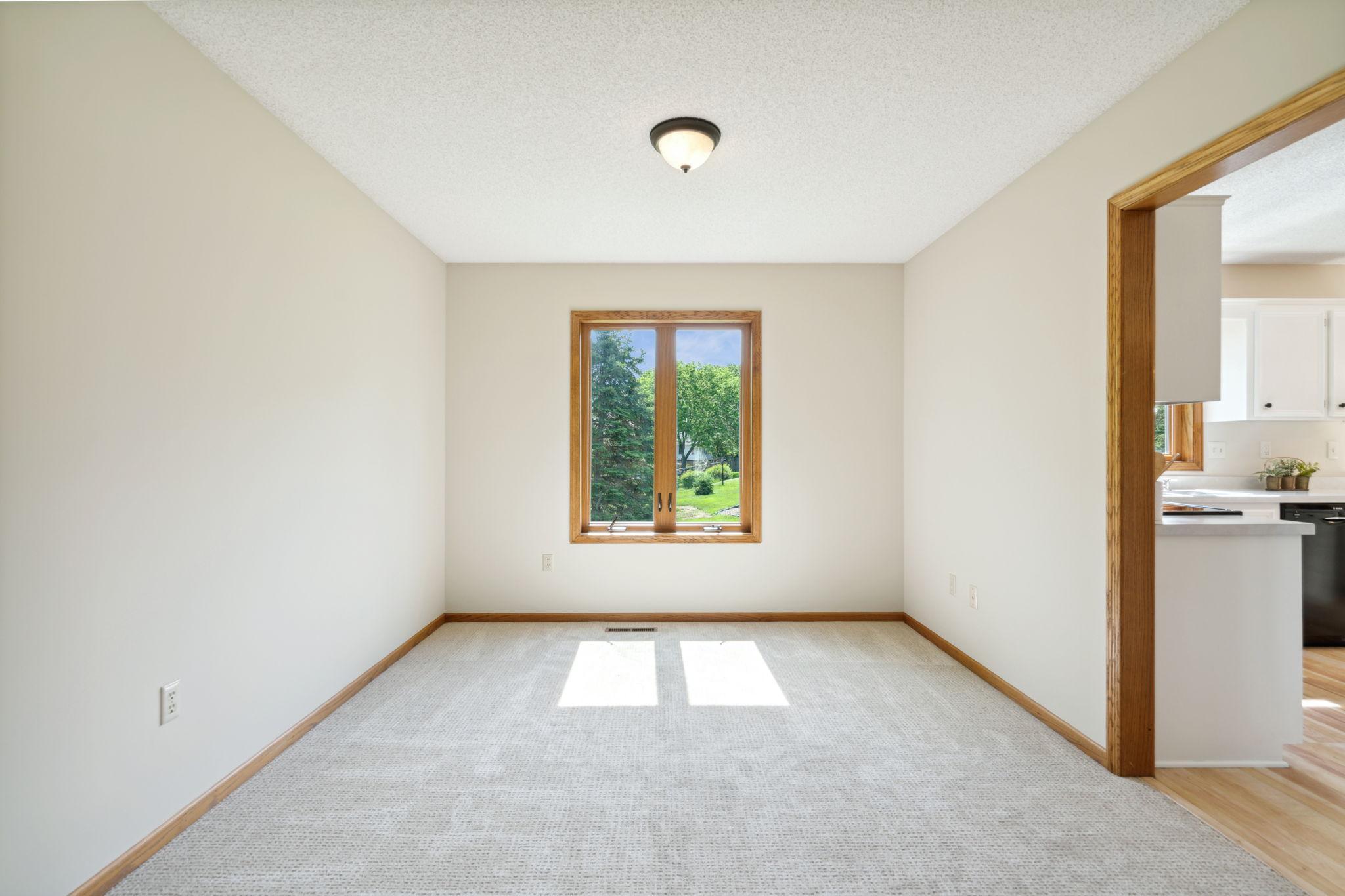 1443 Fallbrook Lane