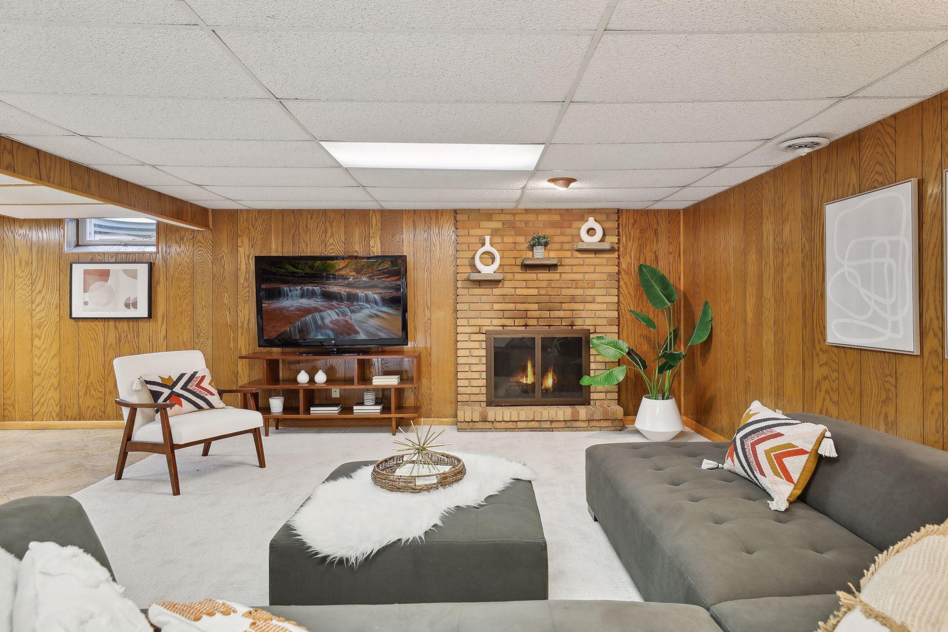 1031 Draper Avenue