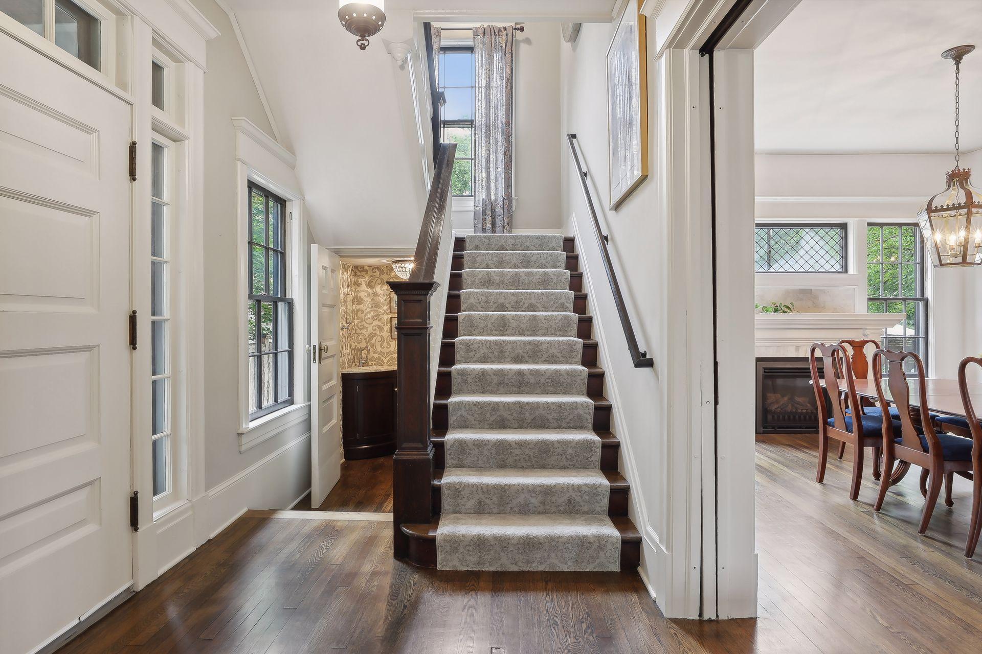 807 Ashland Avenue