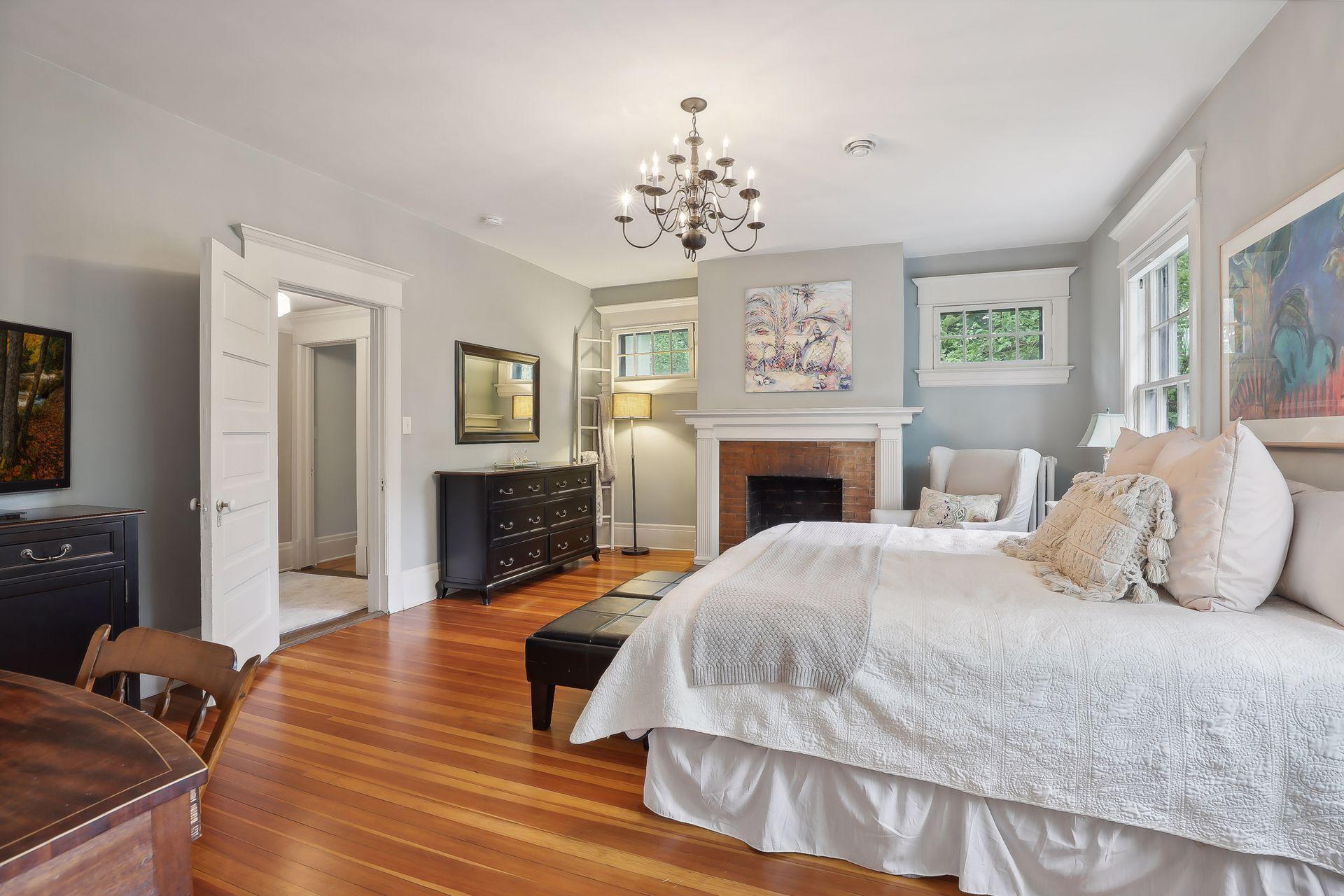 807 Ashland Avenue