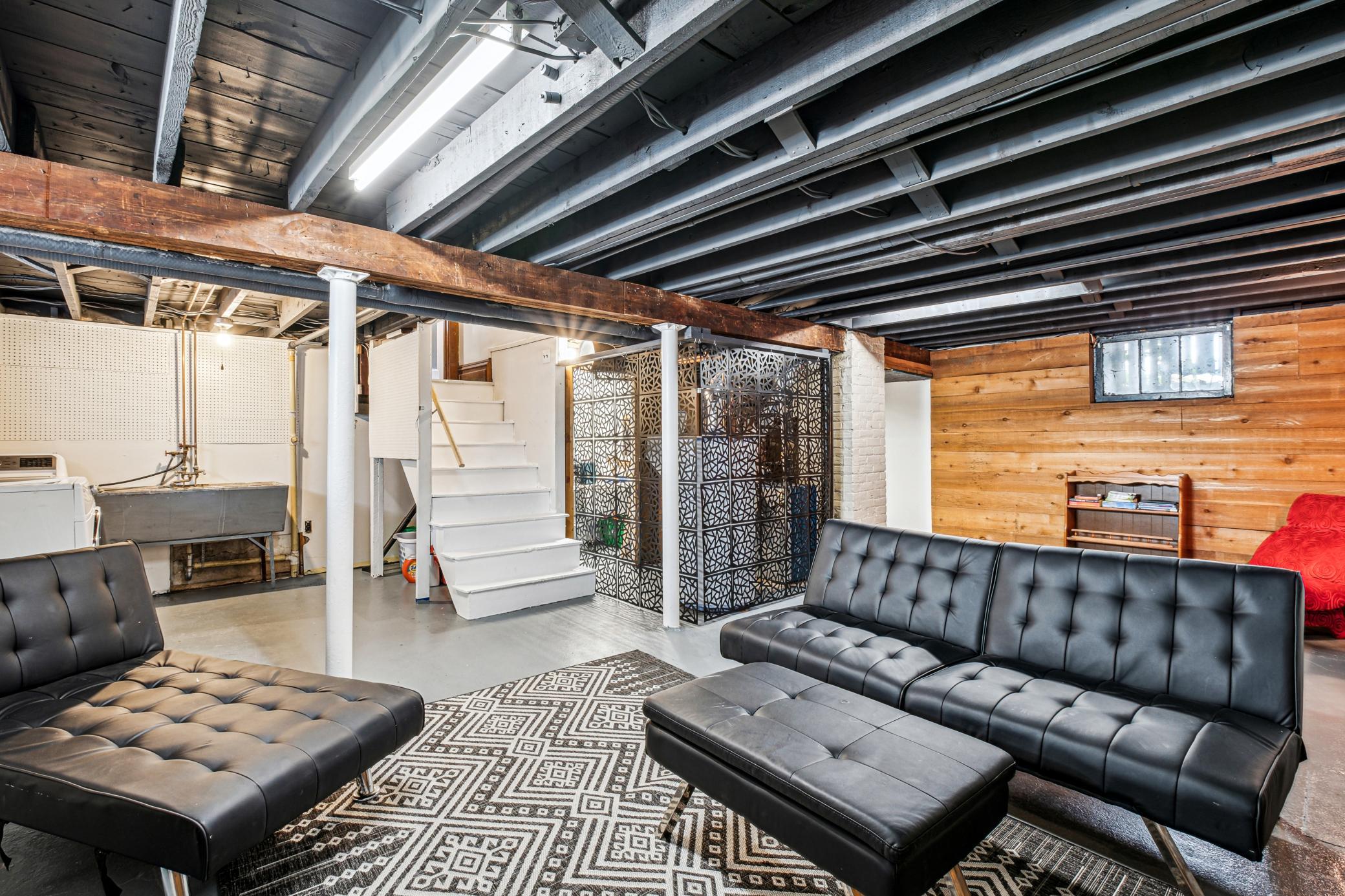 3640 Bryant Avenue S