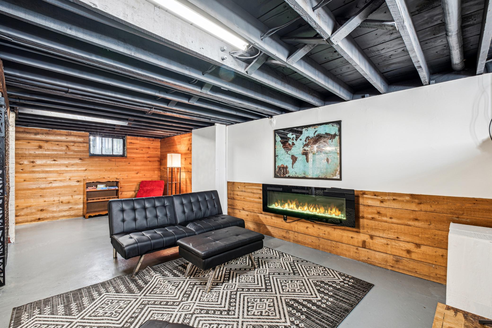 3640 Bryant Avenue S