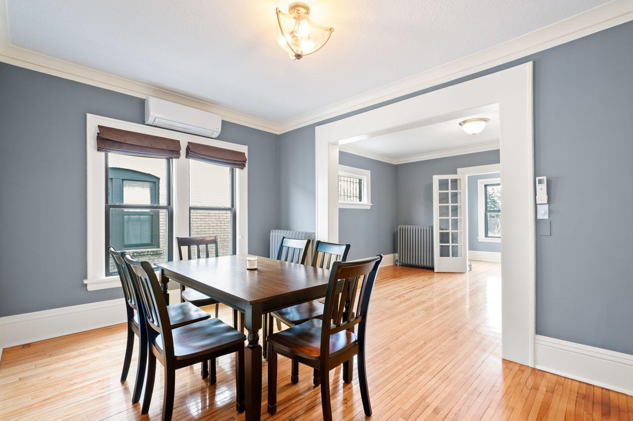 1828 Clinton Avenue Unit: 4