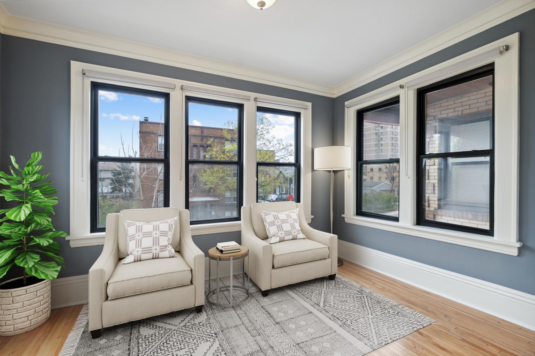 1828 Clinton Avenue Unit: 4