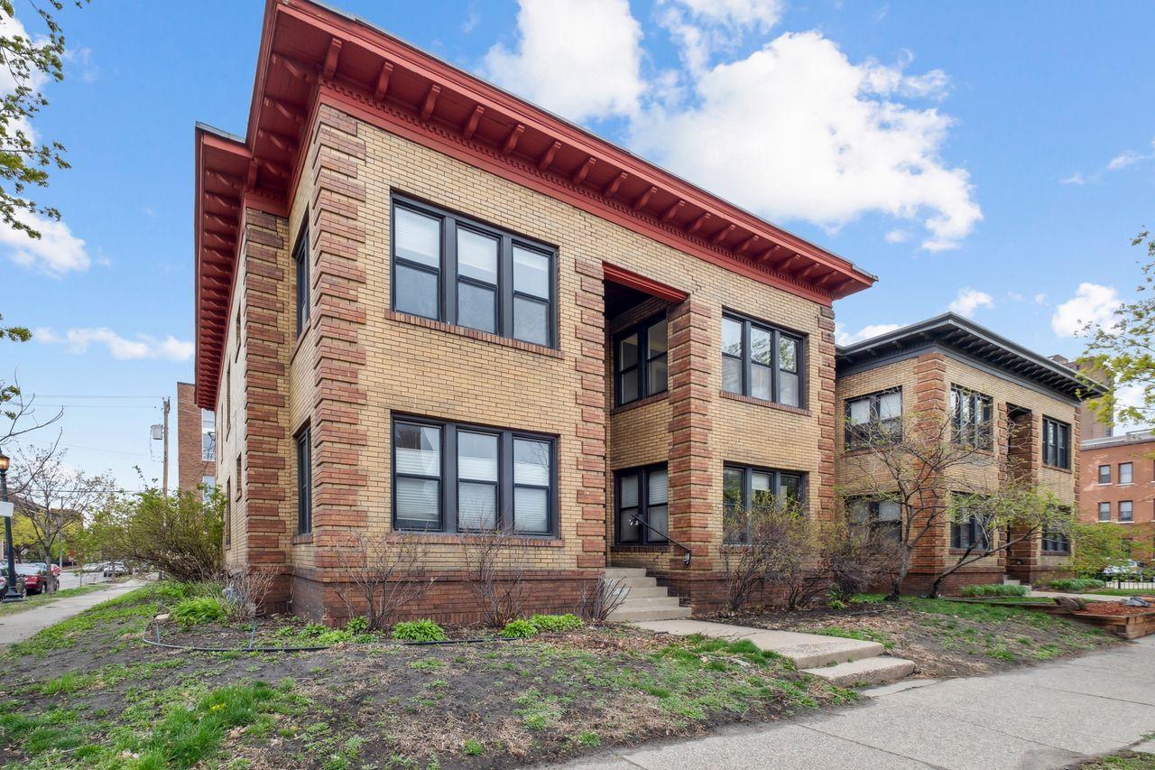 1828 Clinton Avenue Unit: 4