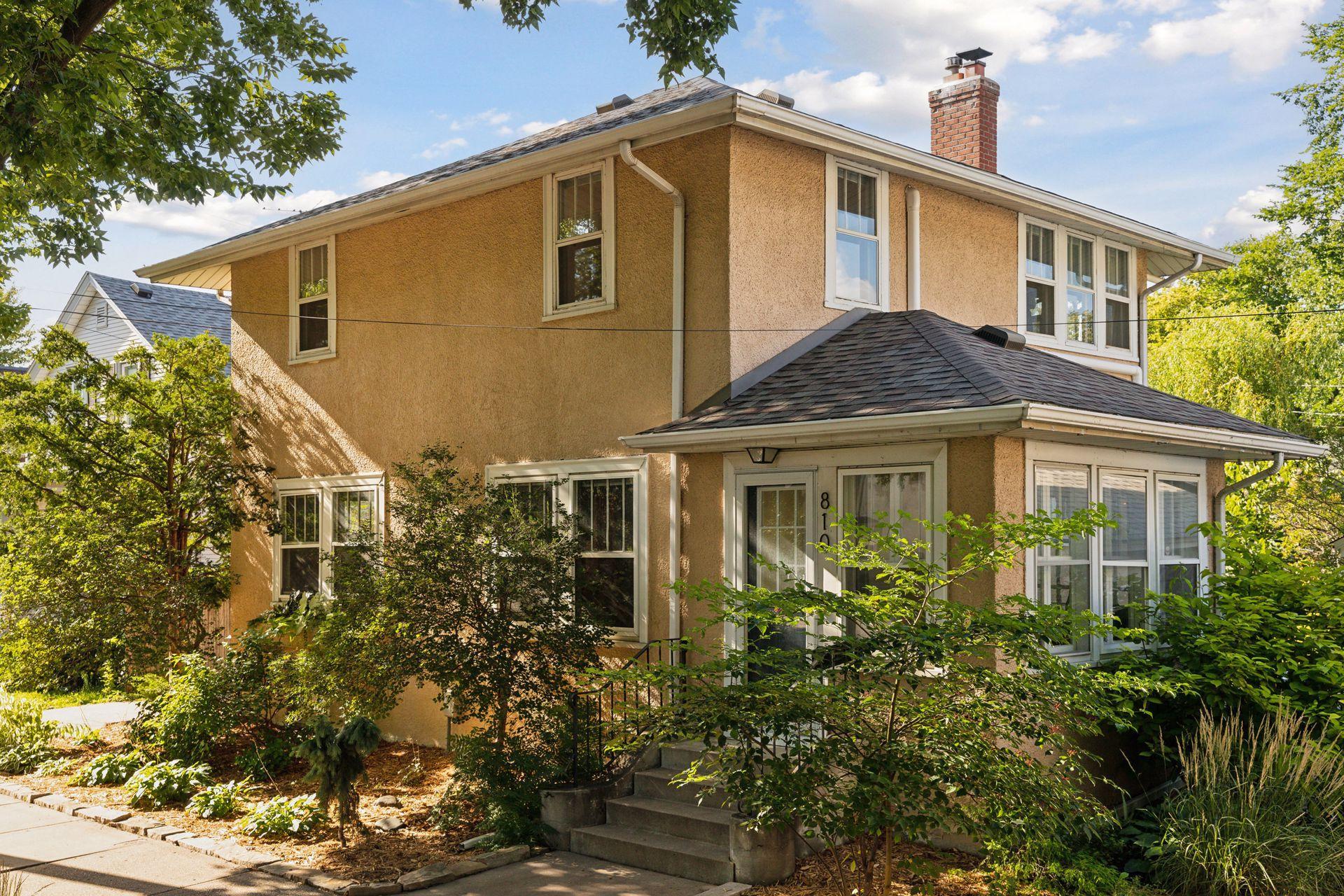 810 W 39th Street