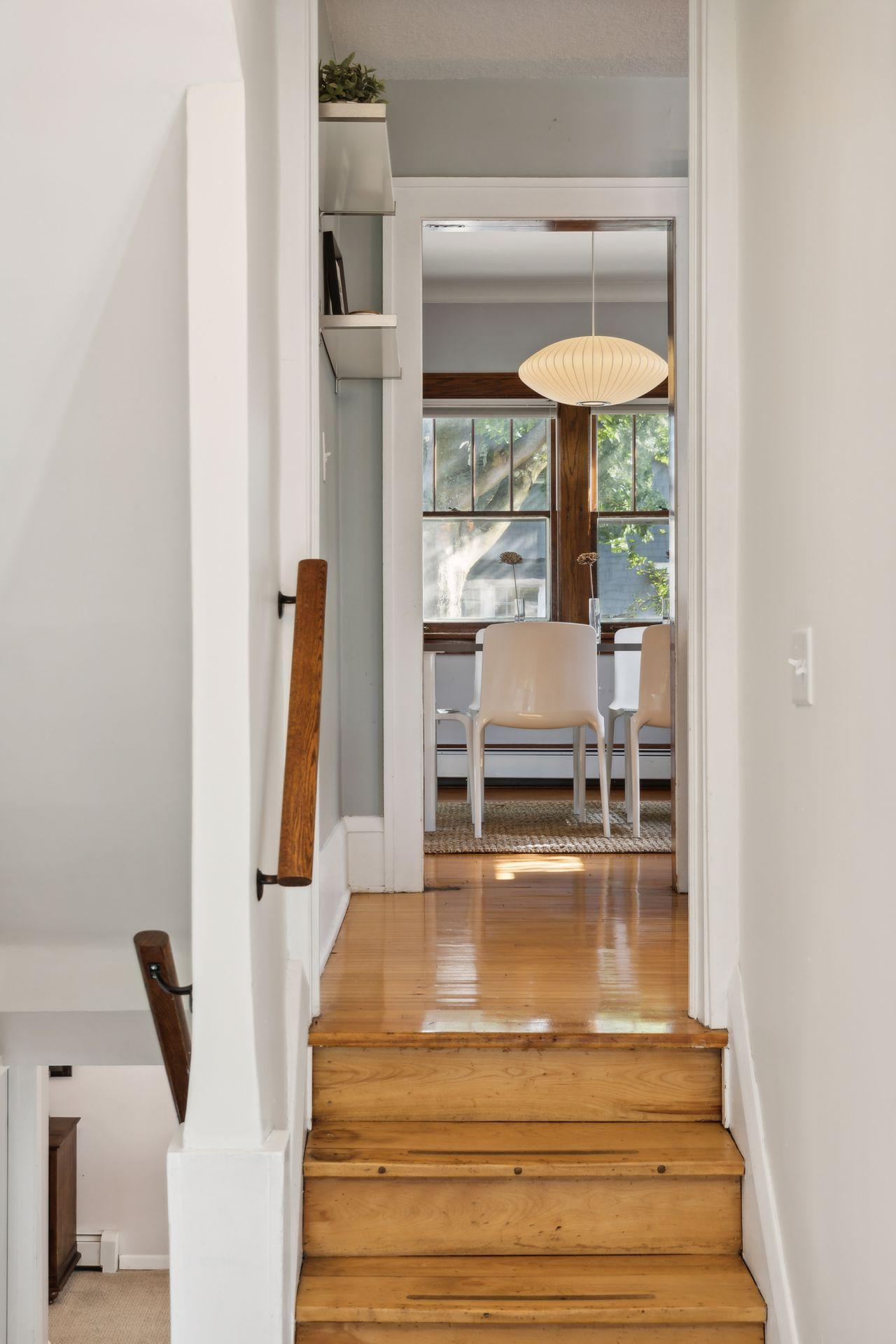 810 W 39th Street