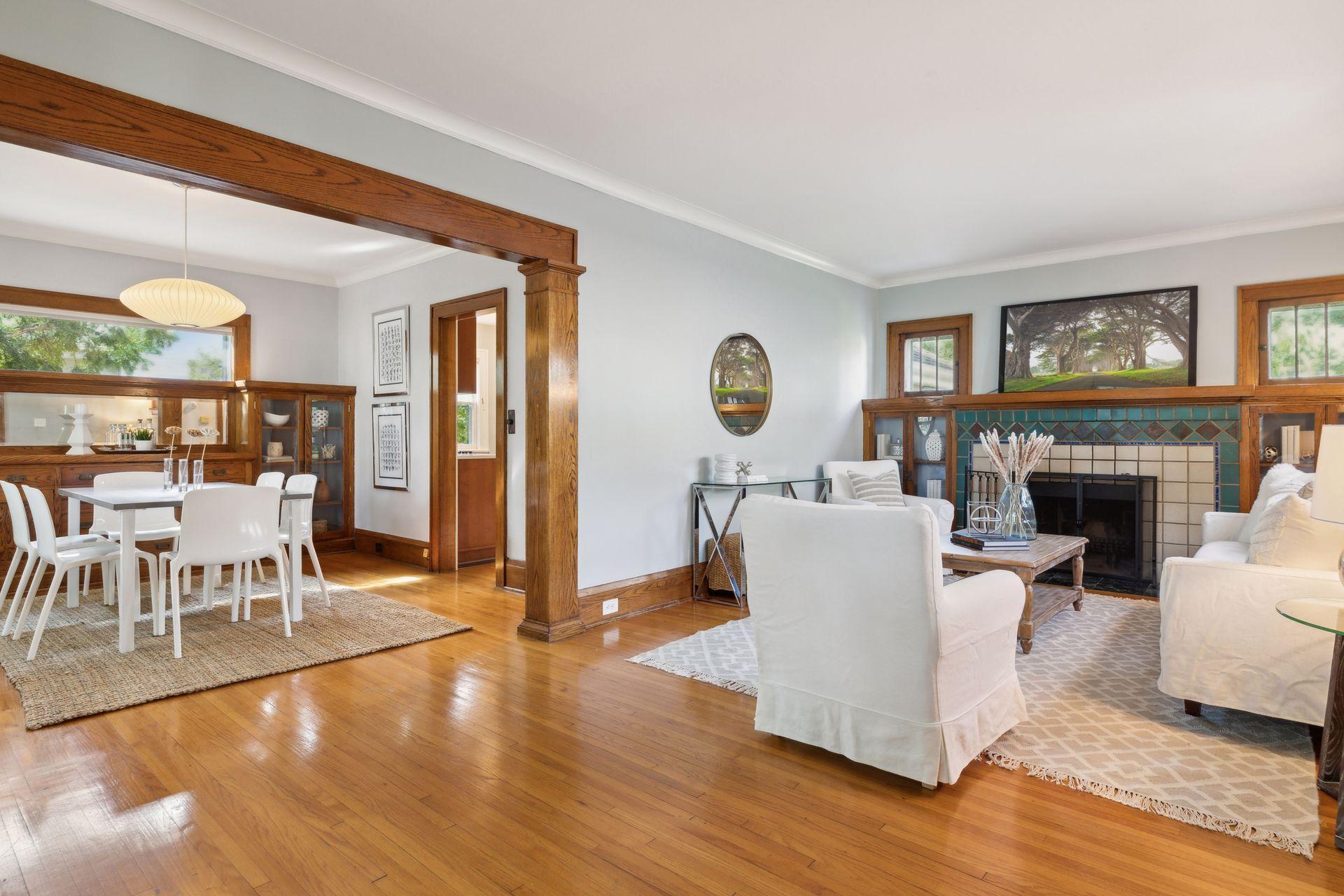 810 W 39th Street