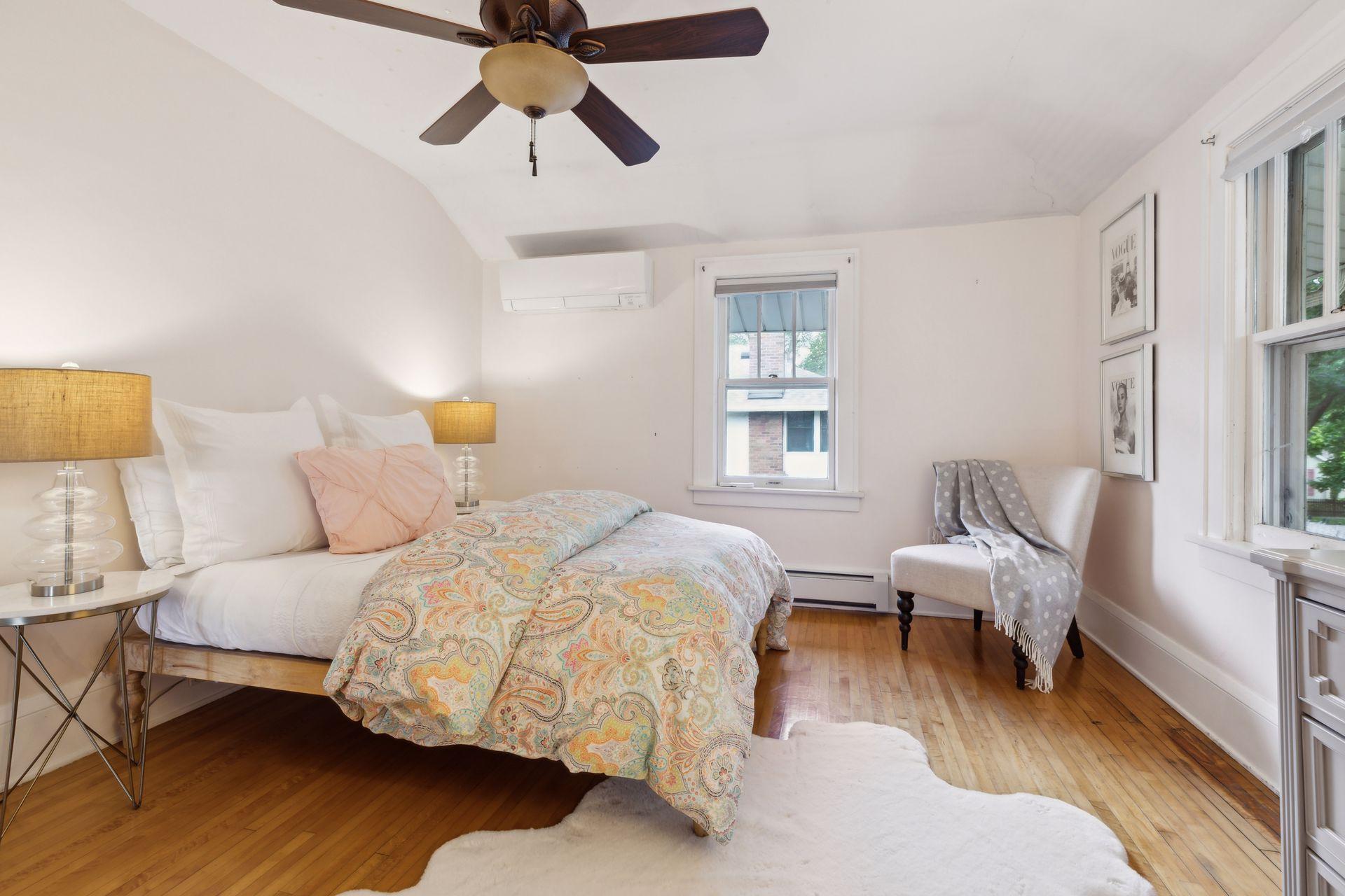 810 W 39th Street