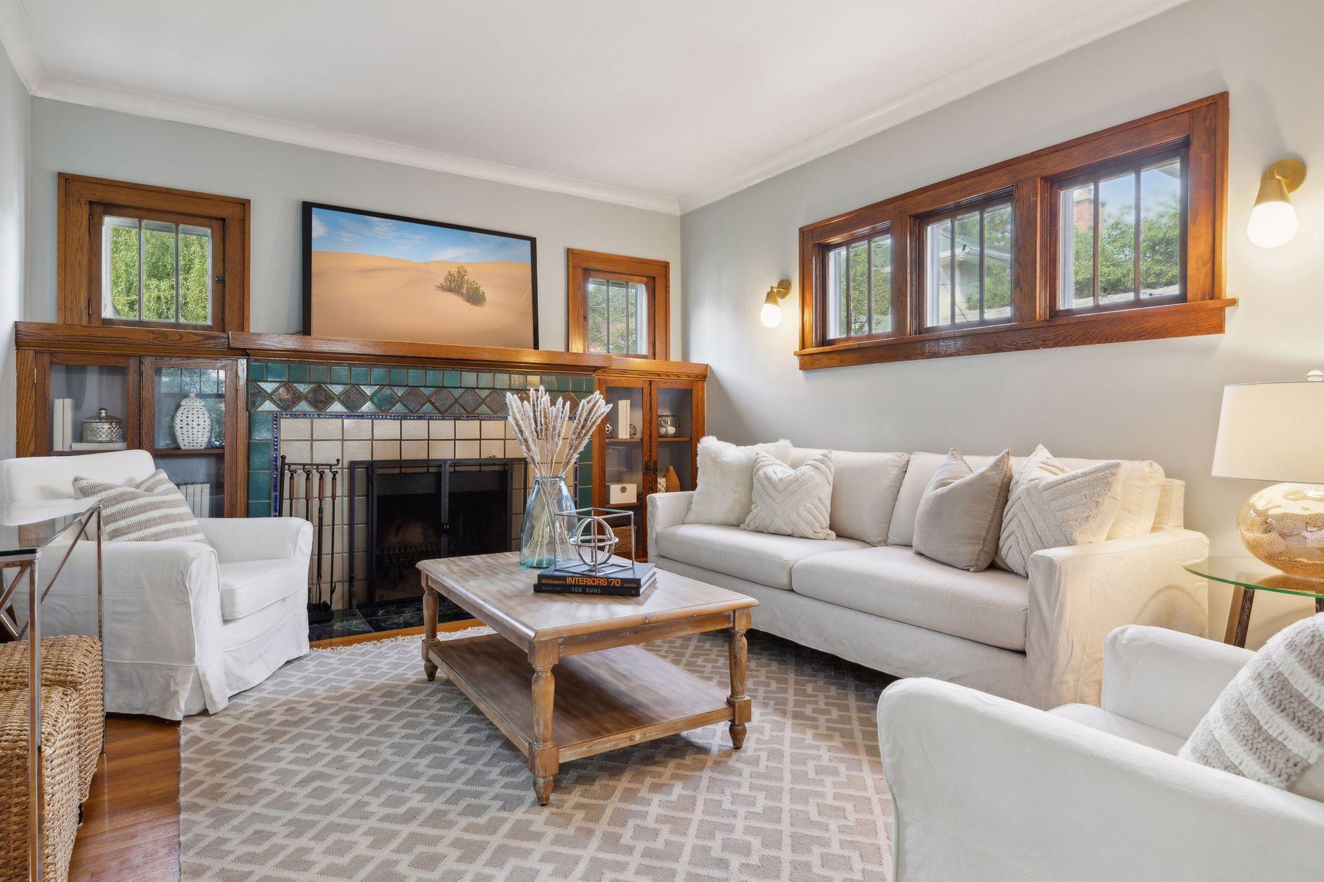 810 W 39th Street