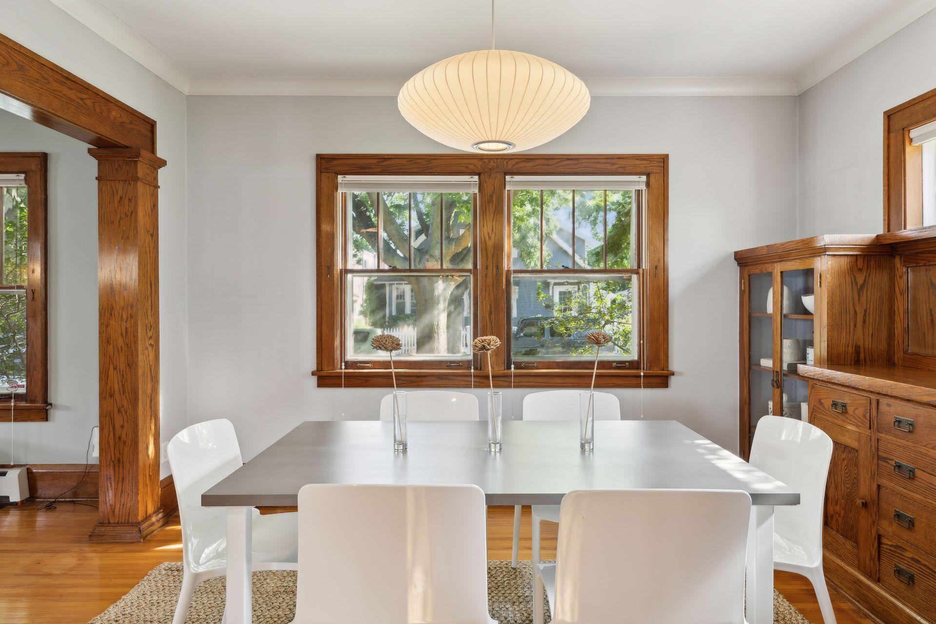 810 W 39th Street