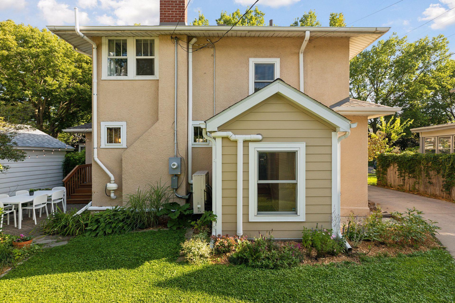 810 W 39th Street