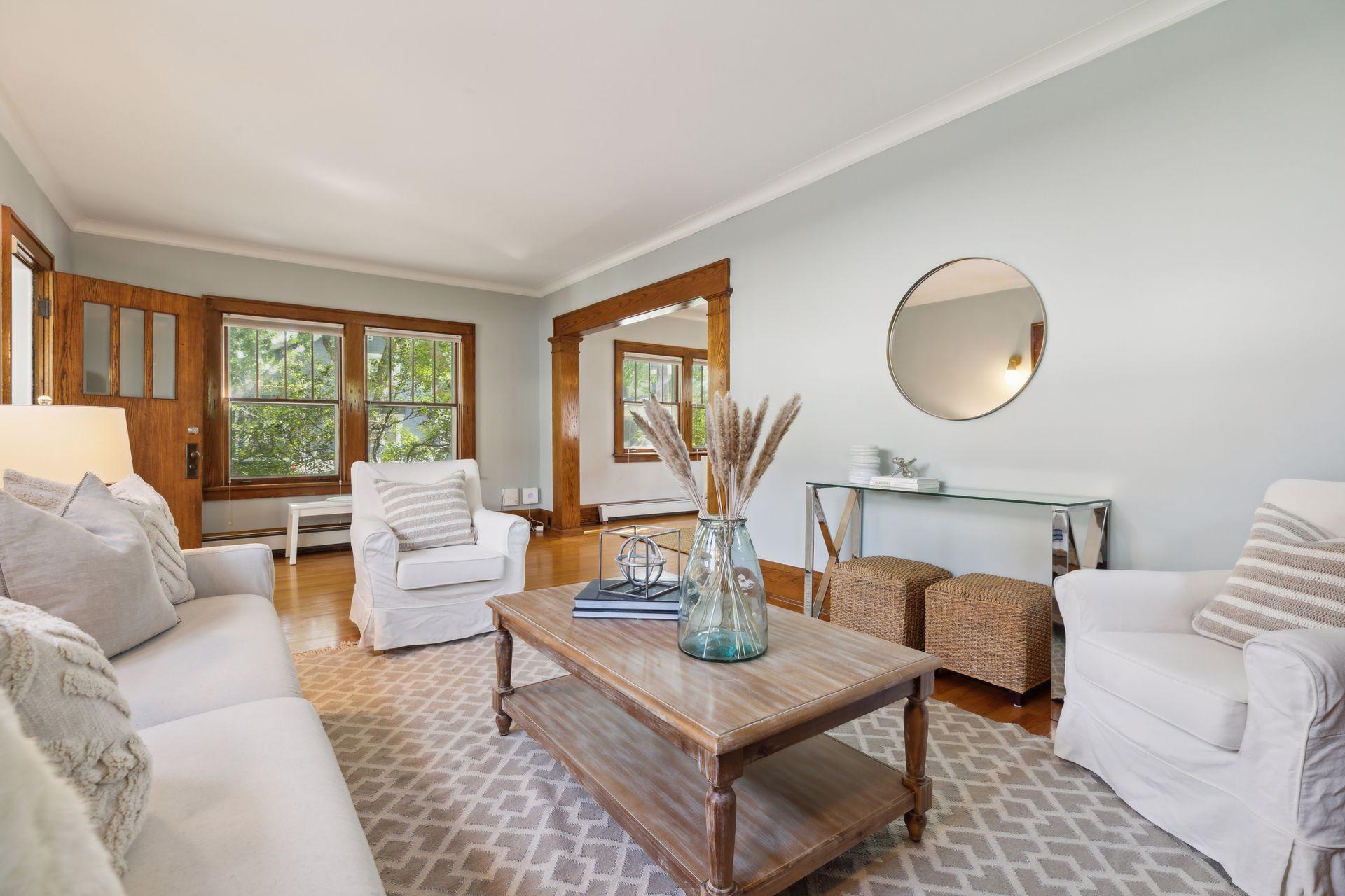 810 W 39th Street