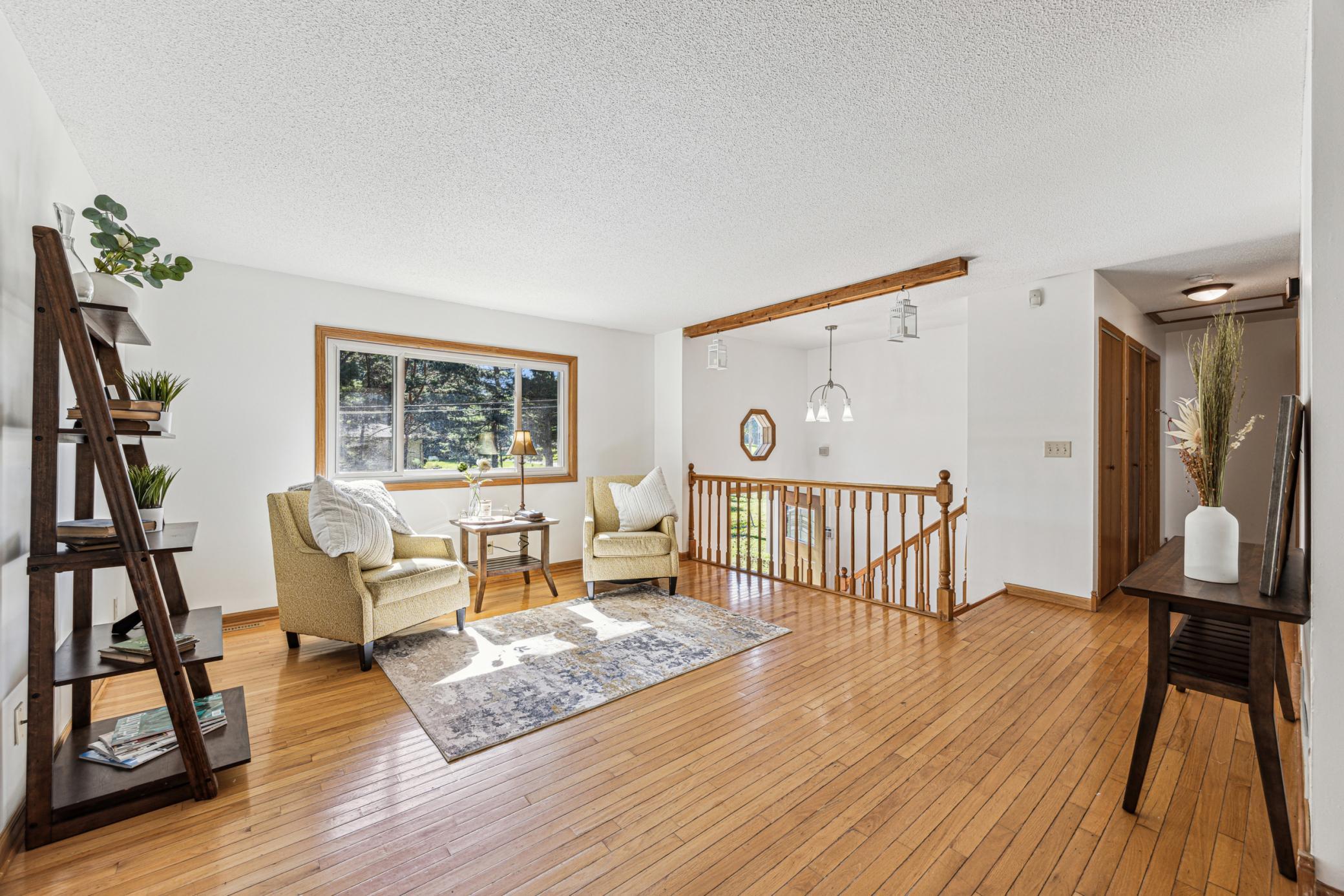 3251 Victoria Street N