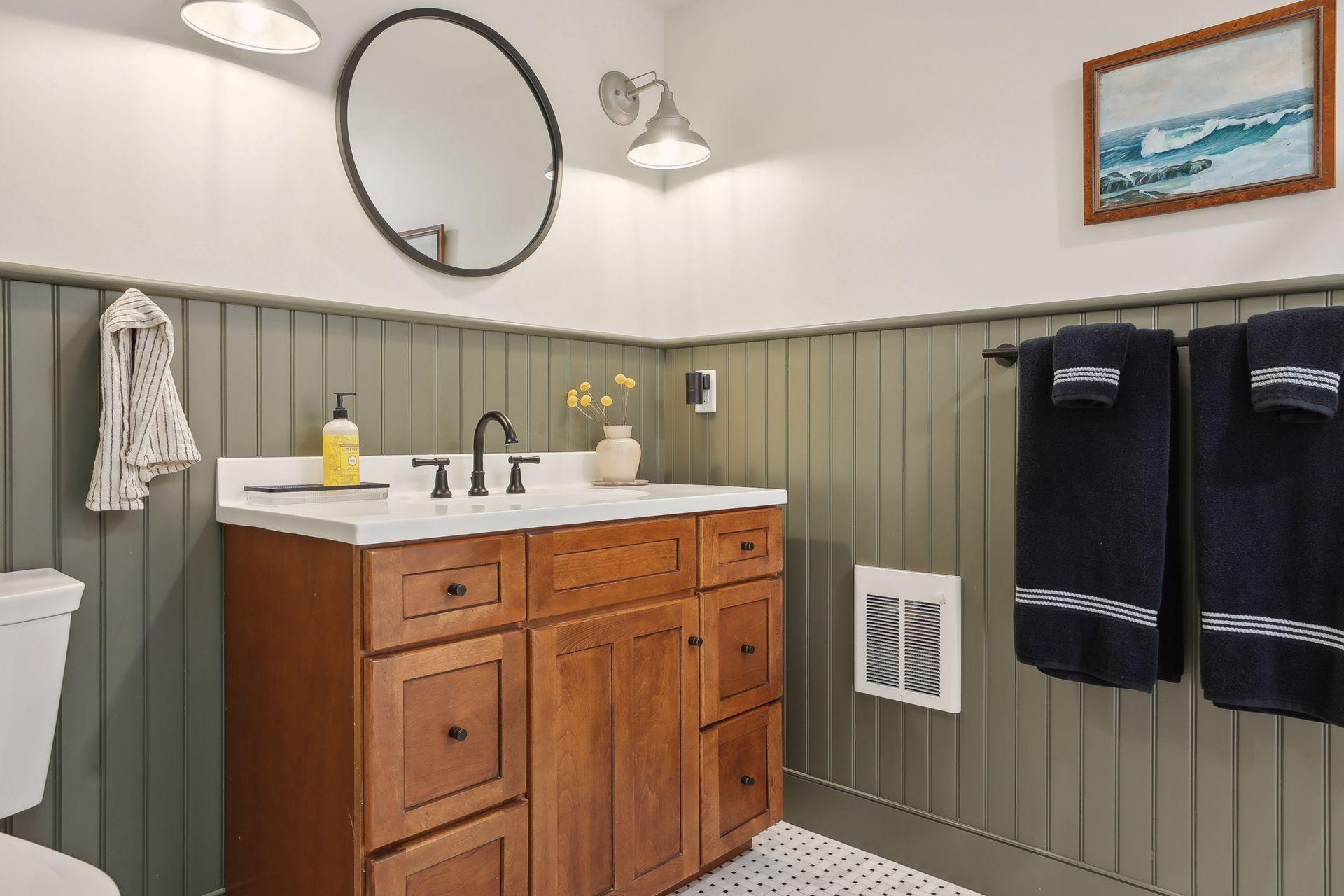 1798 Pinehurst Avenue