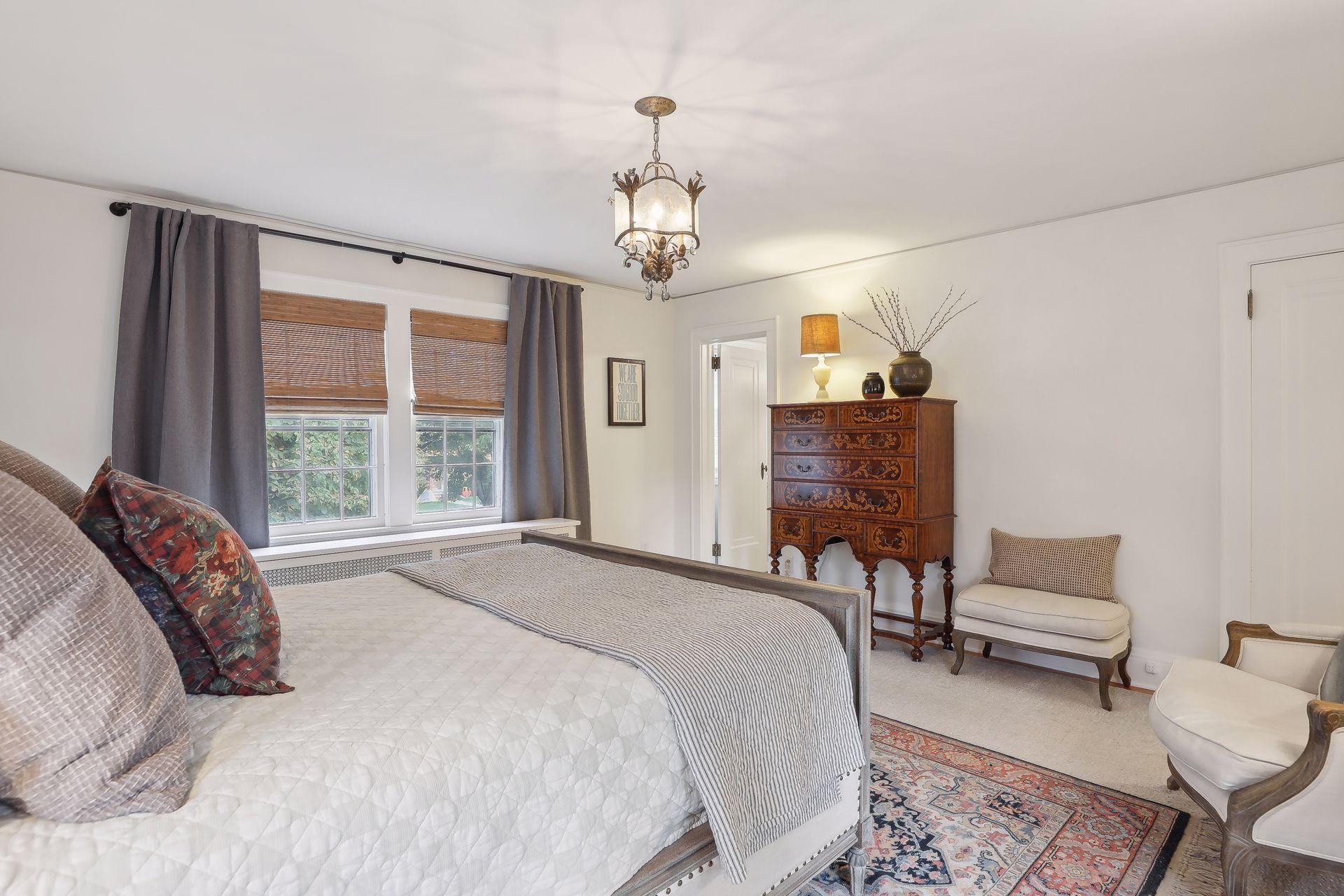 1798 Pinehurst Avenue