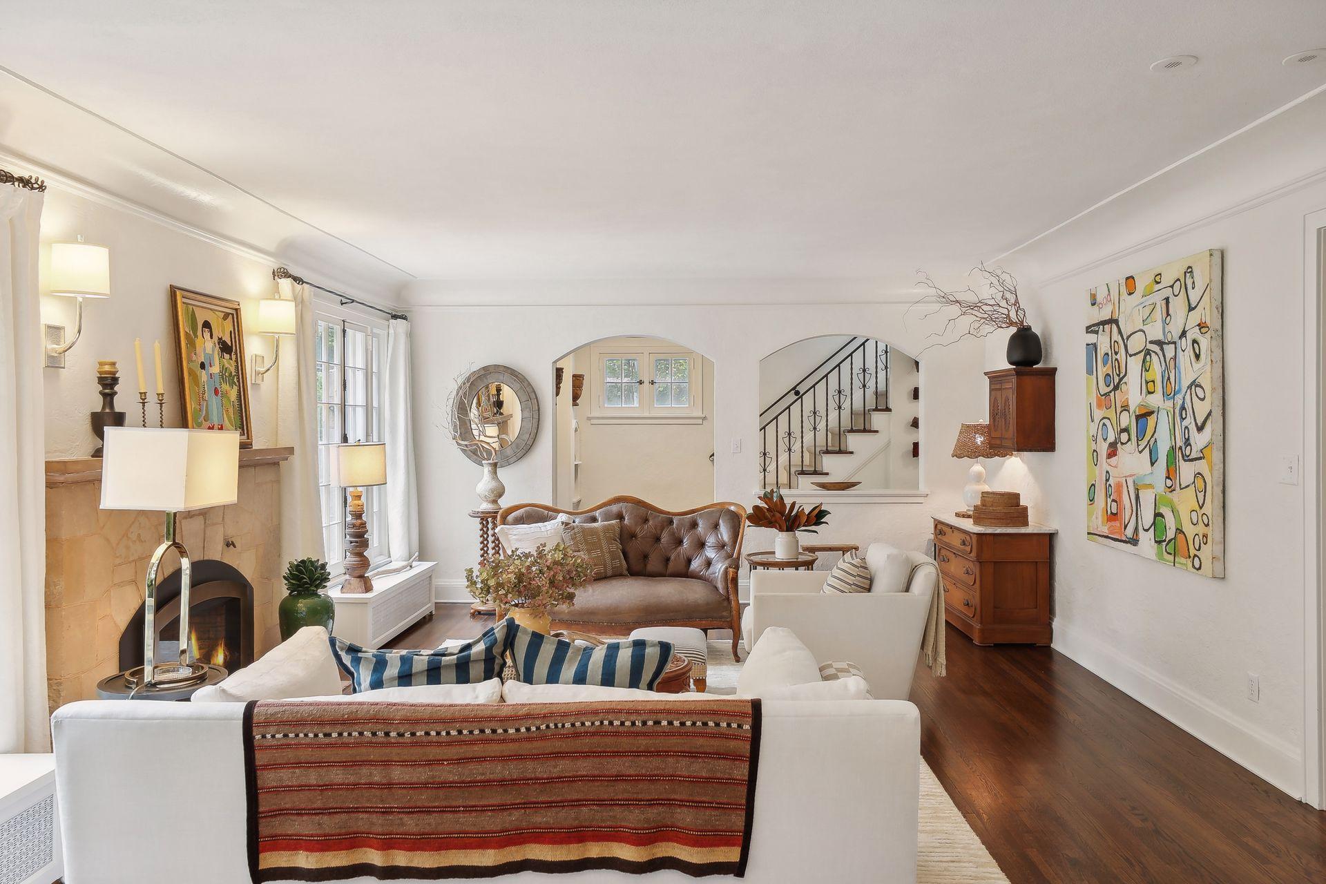 1798 Pinehurst Avenue