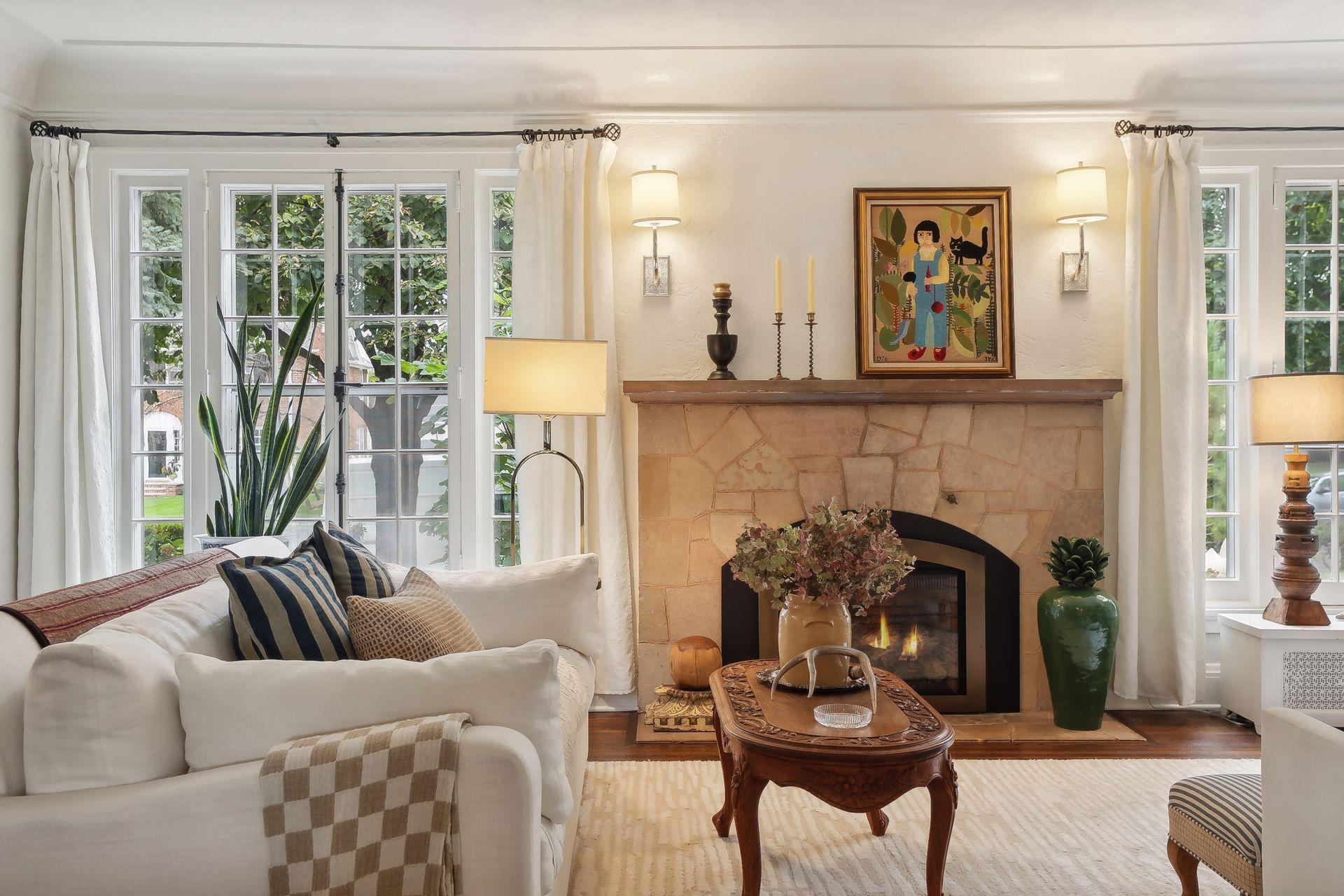 1798 Pinehurst Avenue